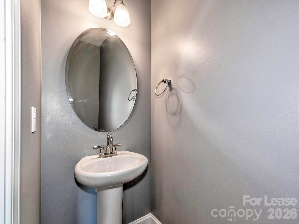 915 Emma Kate Court - Photo 13