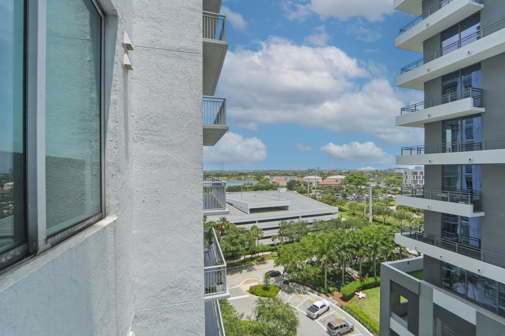 300 S Australian Avenue - Photo 25