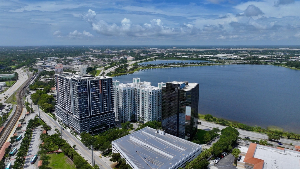 300 S Australian Avenue - Photo 60