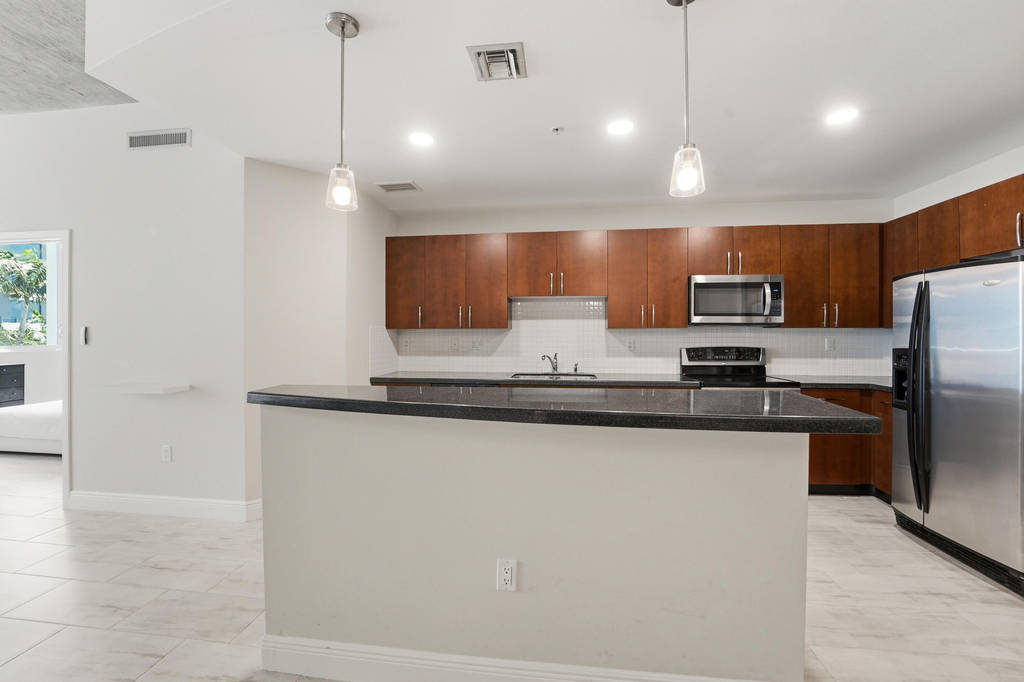 300 S Australian Avenue - Photo 5