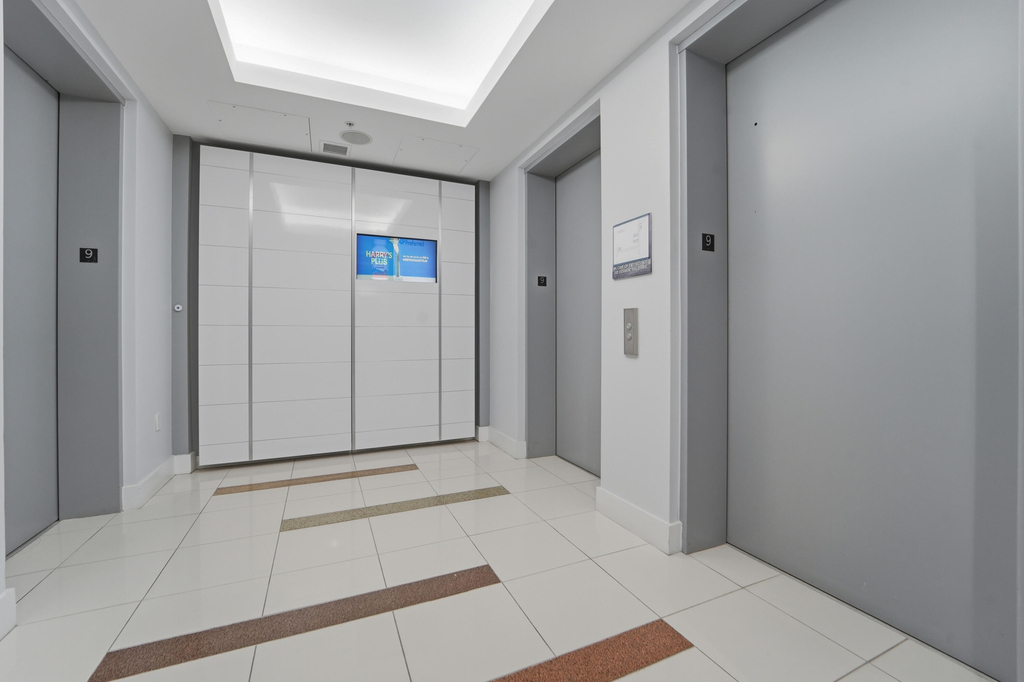 300 S Australian Avenue - Photo 29