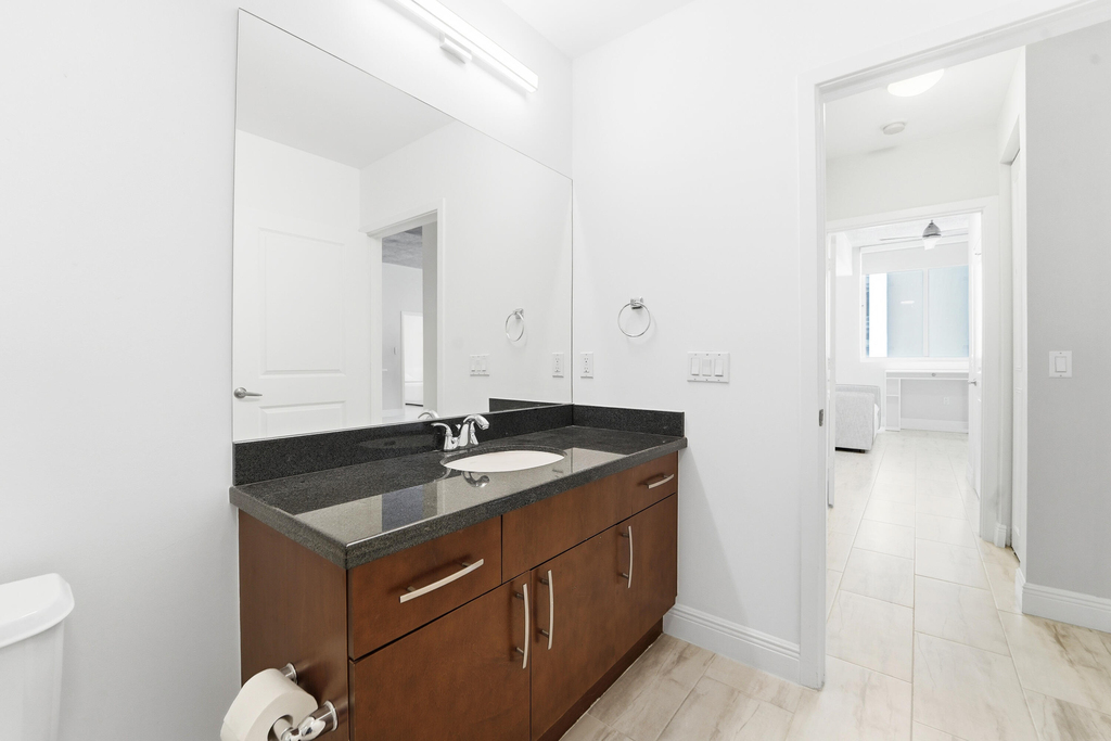 300 S Australian Avenue - Photo 19