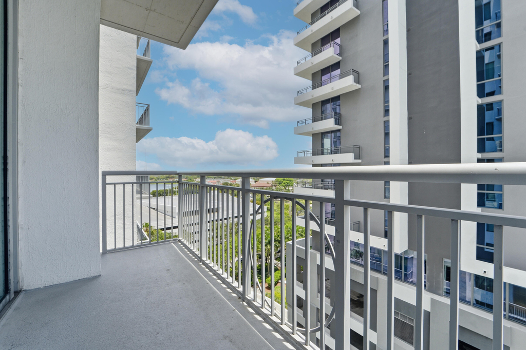 300 S Australian Avenue - Photo 24