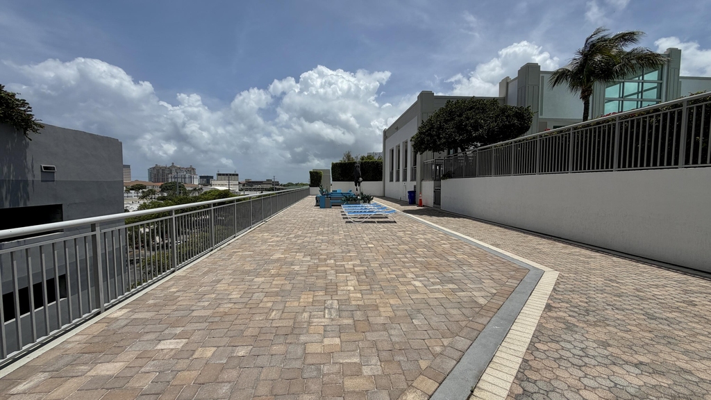 300 S Australian Avenue - Photo 69