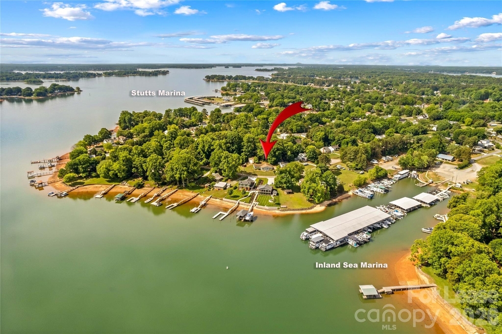 182 Commodore Loop - Photo 3