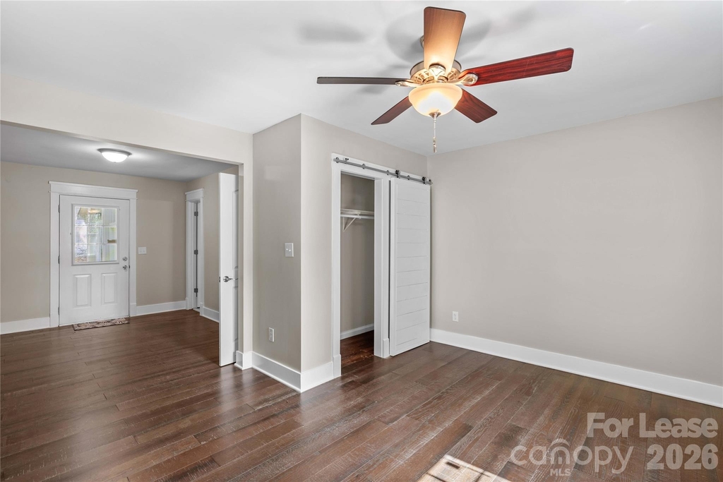 182 Commodore Loop - Photo 16