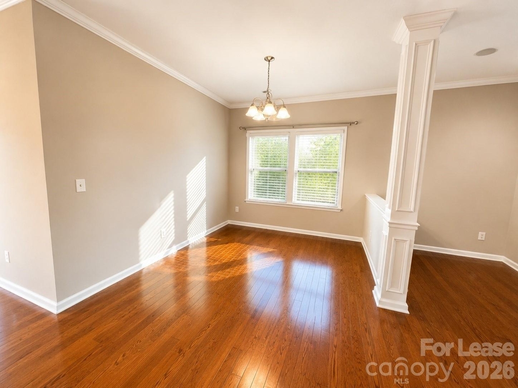 2025 Fuschia Court - Photo 6