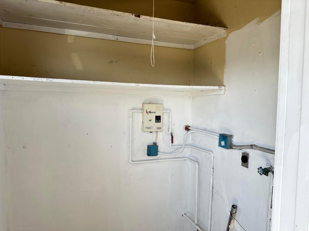 527 Puritan Road - Photo 7