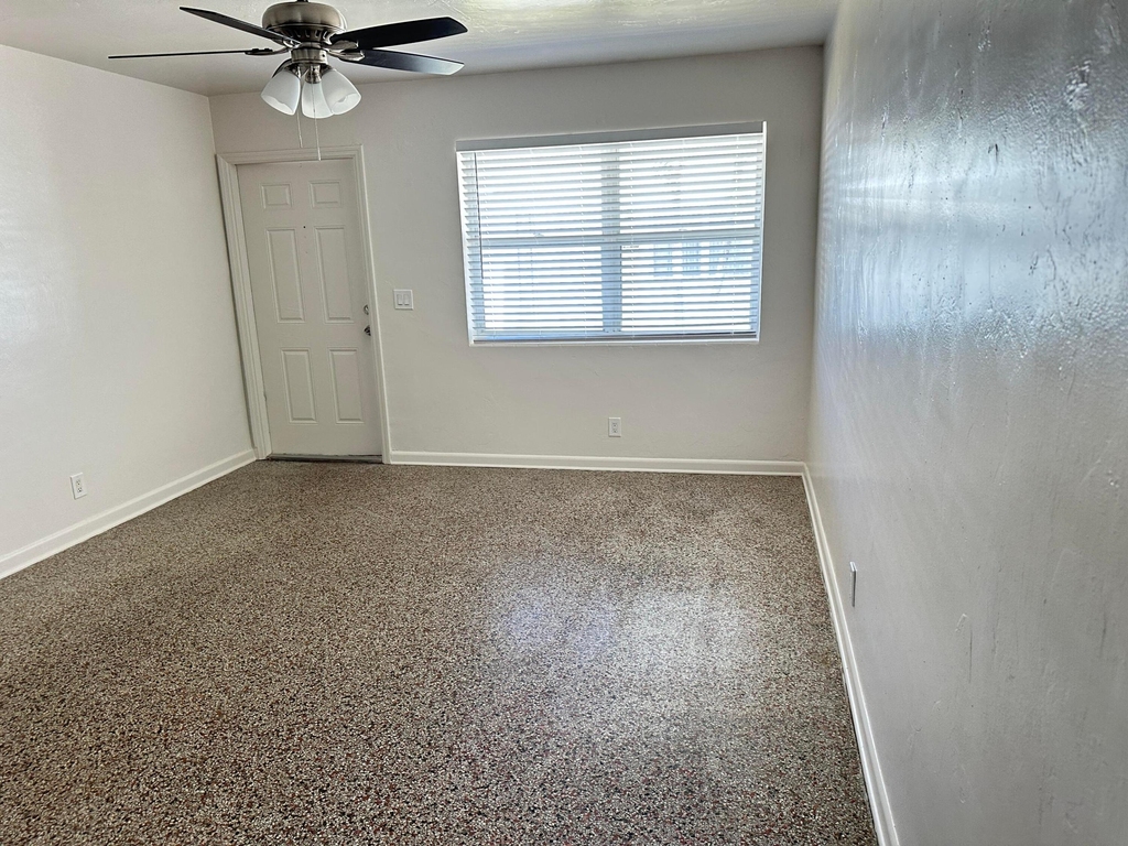 527 Puritan Road - Photo 6