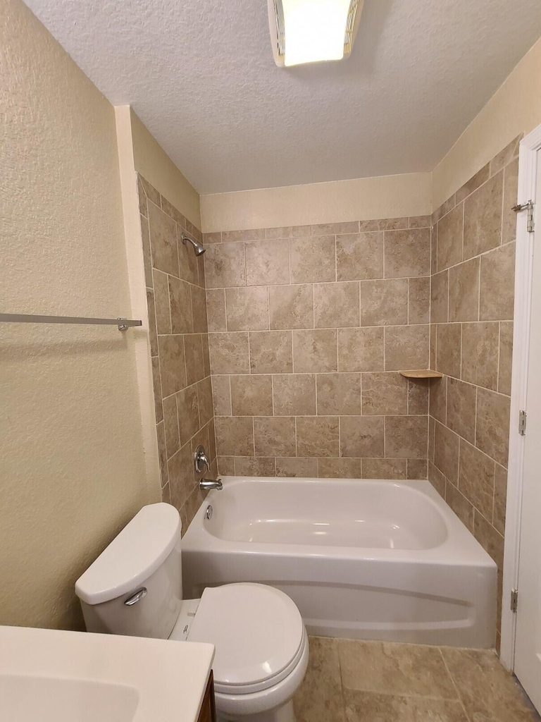 1952 Flamingo Place - Photo 10