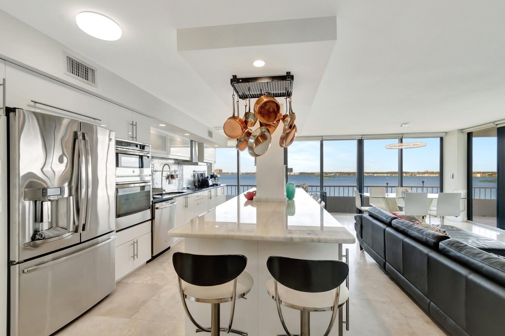 5550 N Ocean Drive - Photo 1