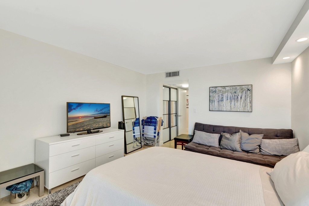 5550 N Ocean Drive - Photo 10