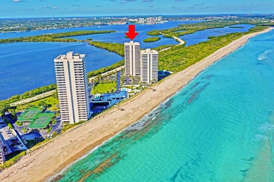 5550 N Ocean Drive - Photo 0