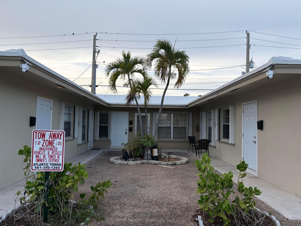 1017 Se 3rd Street - Photo 0