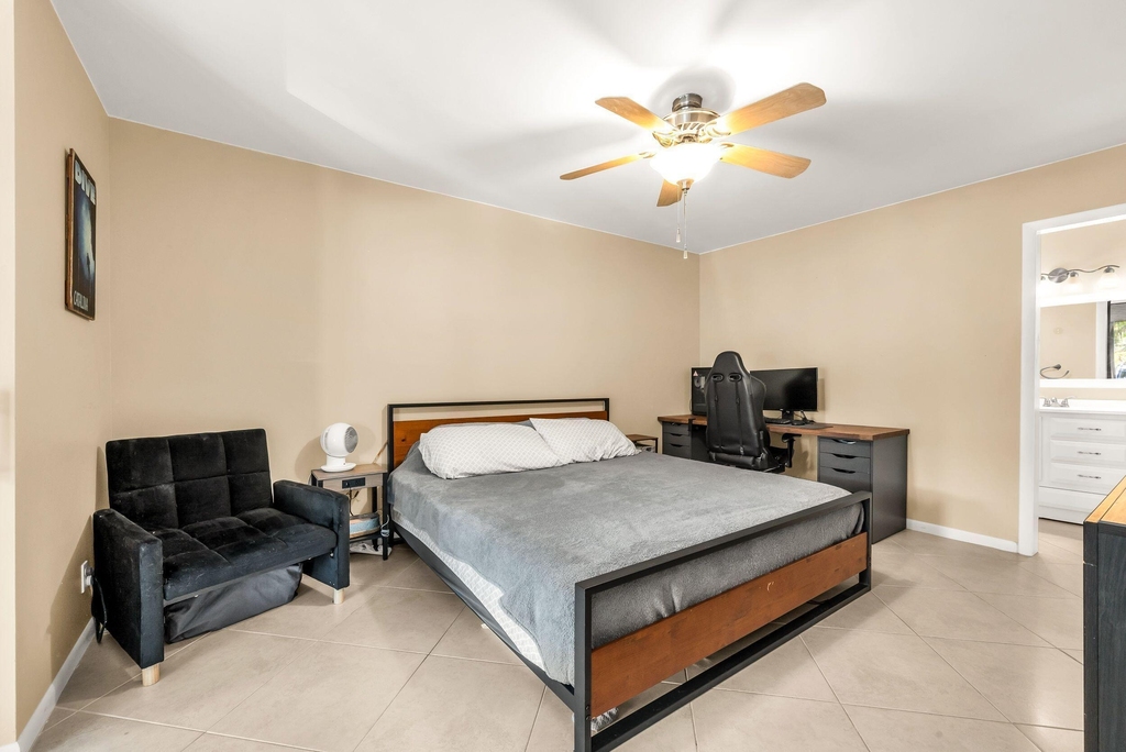 4772 Nw 22nd Street - Photo 14