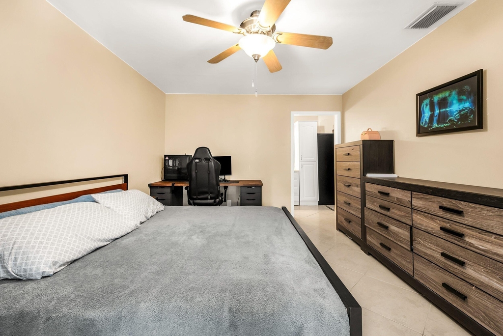 4772 Nw 22nd Street - Photo 15