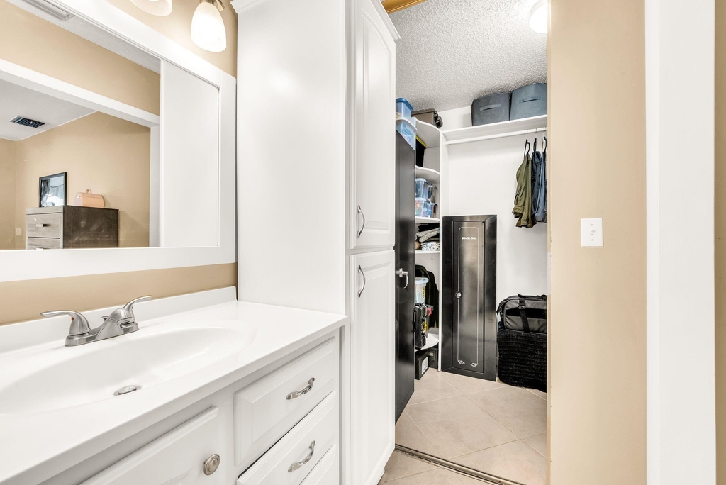 4772 Nw 22nd Street - Photo 17