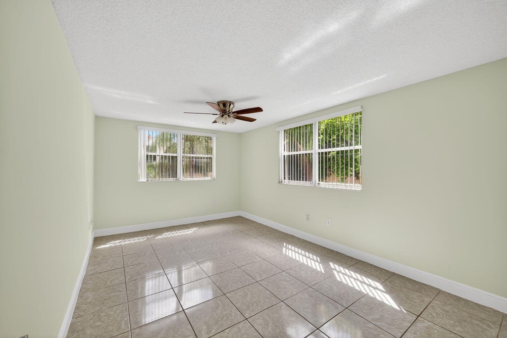 8363 Lake Drive - Photo 8