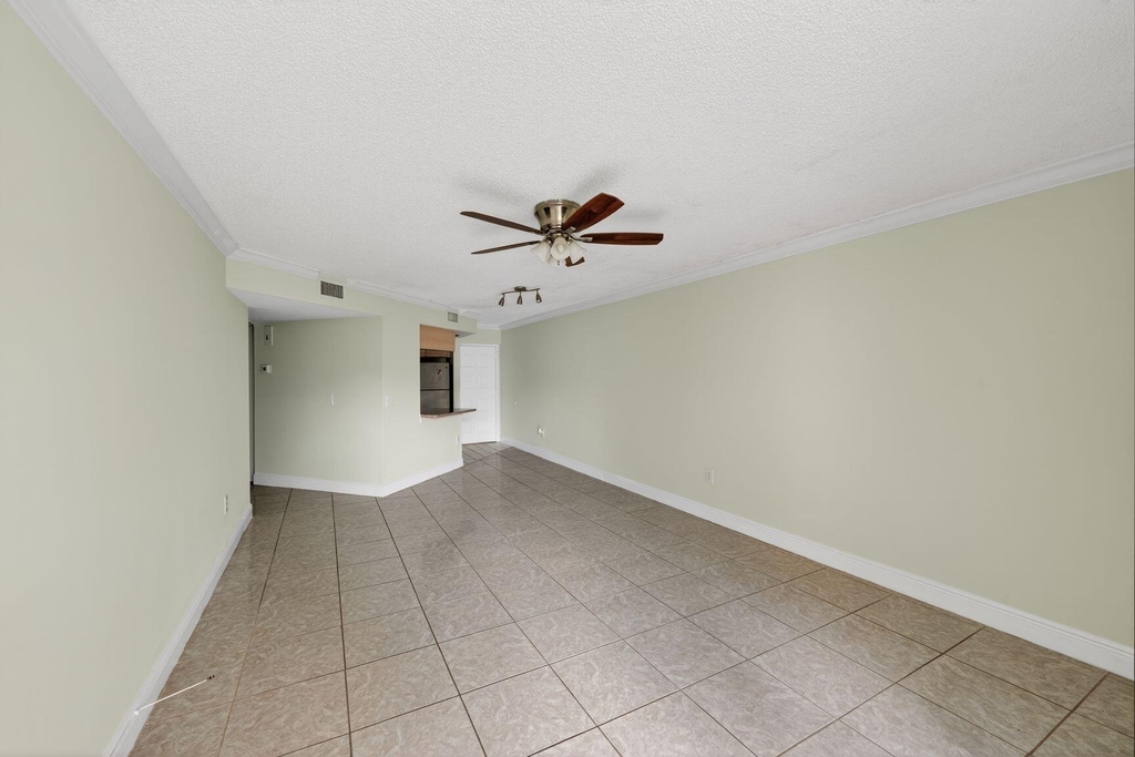 8363 Lake Drive - Photo 5