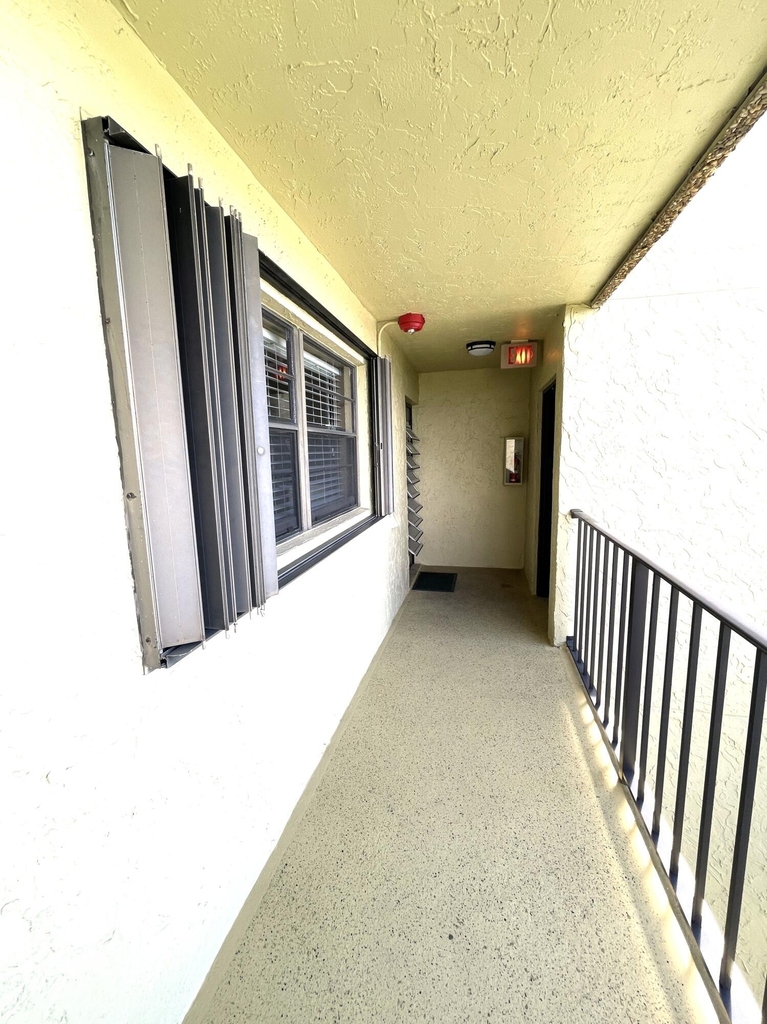 367 S Federal Highway - Photo 19
