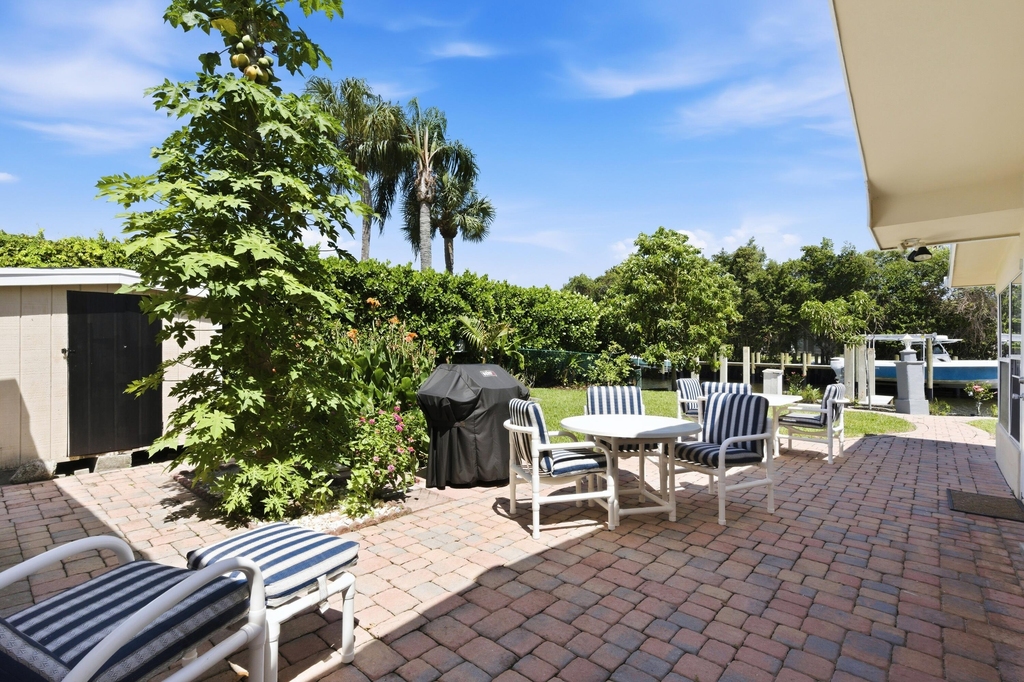 8455 Se Palm Street - Photo 30