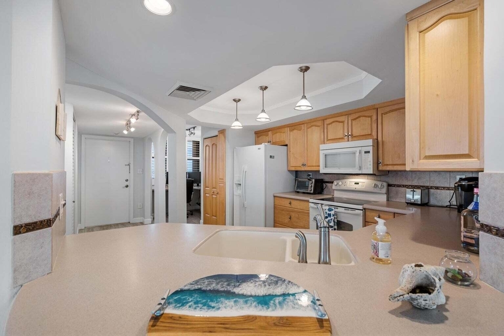 9550 S Ocean Drive - Photo 6