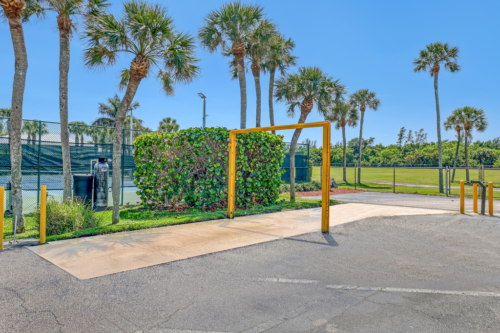 9550 S Ocean Drive - Photo 32