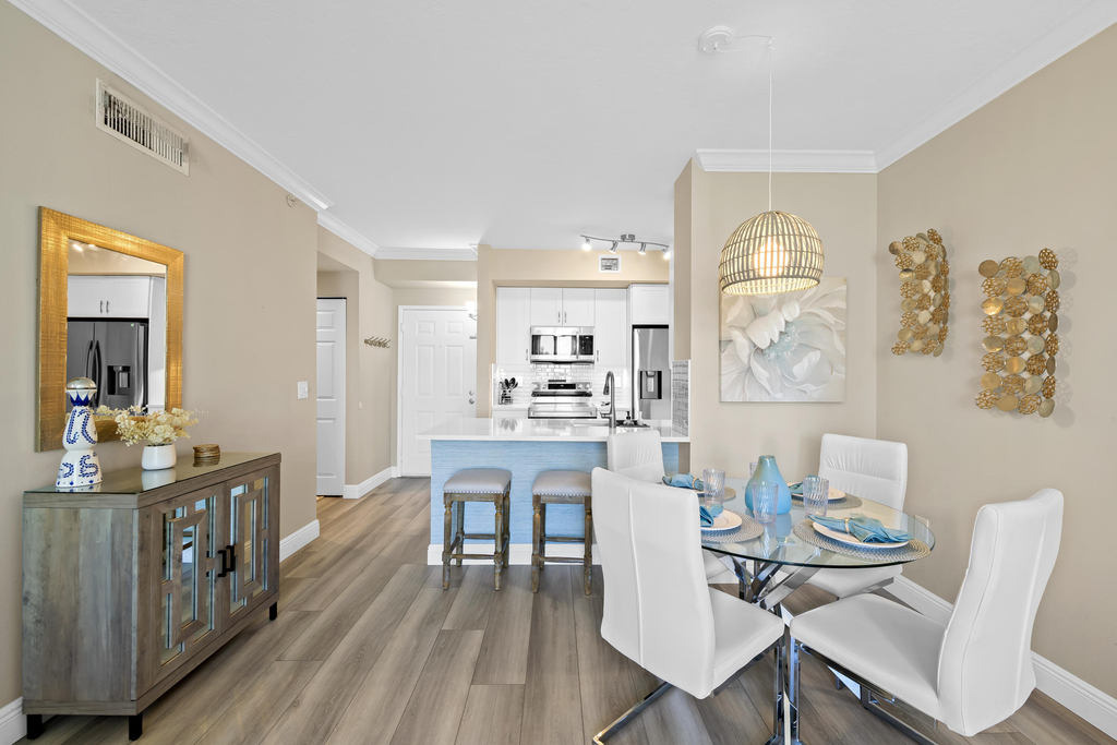 720 S Sapodilla Avenue - Photo 8