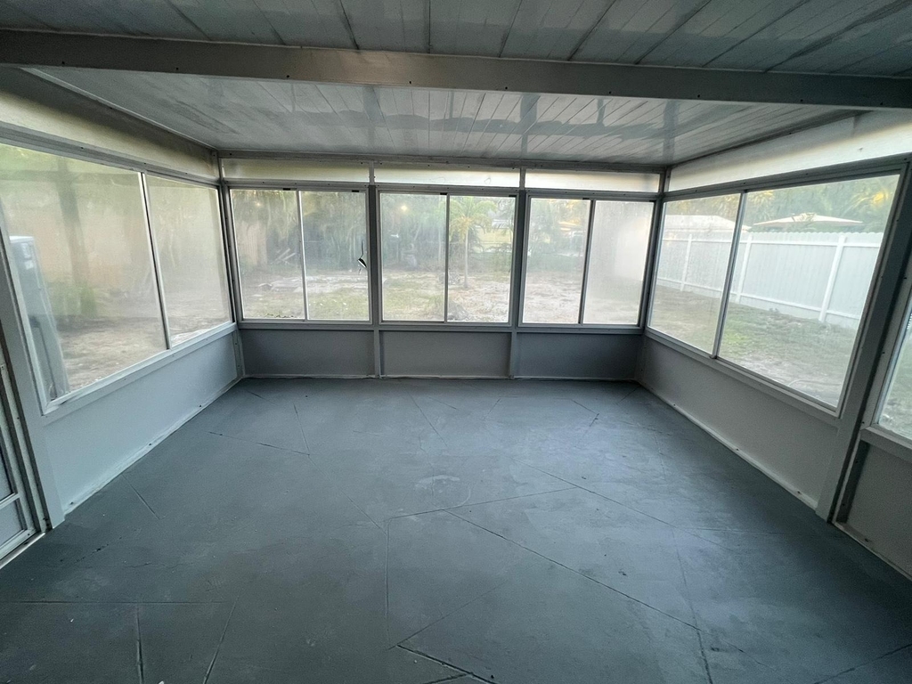 129 Euclid Boulevard - Photo 15