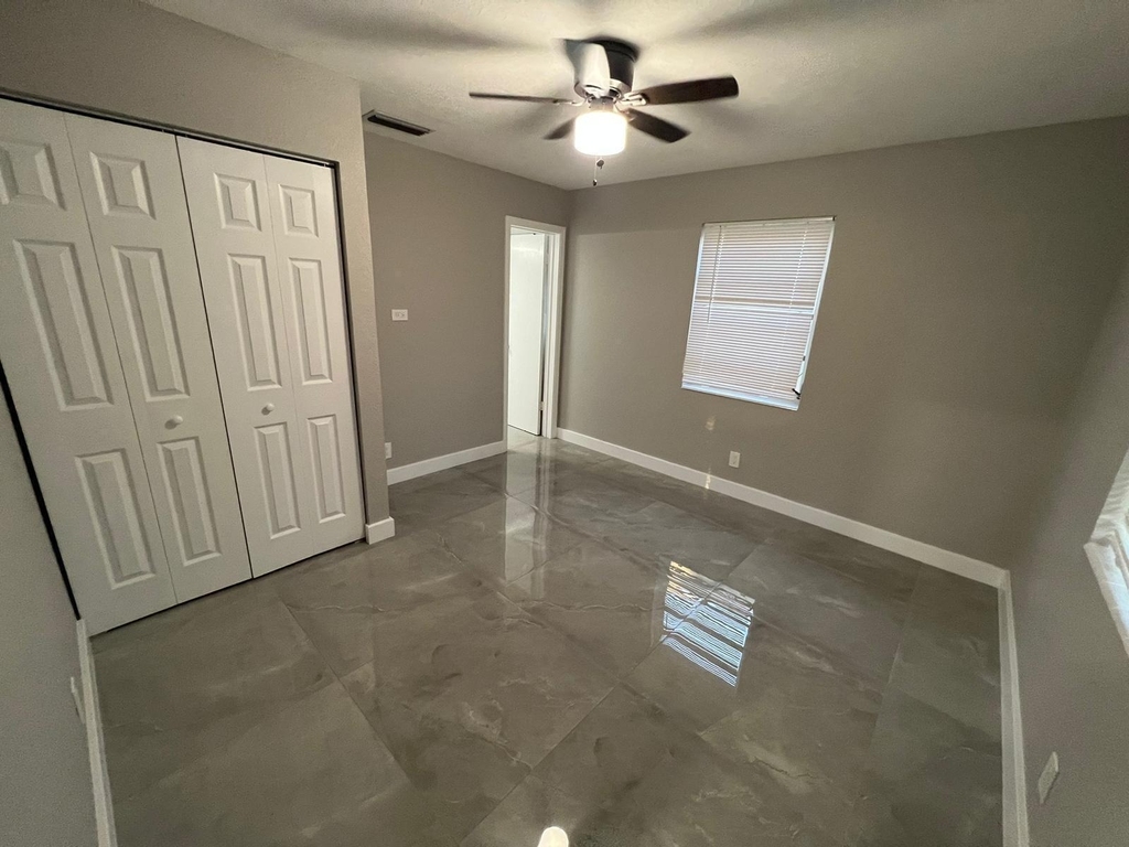 129 Euclid Boulevard - Photo 9