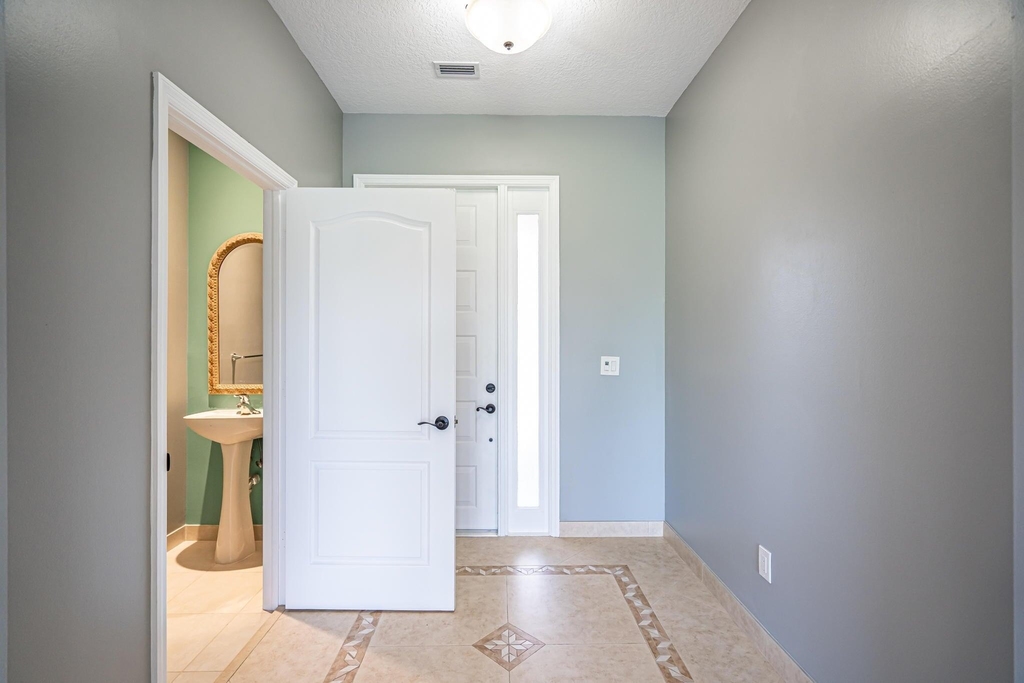 460 Rainbow Springs Terrace - Photo 2