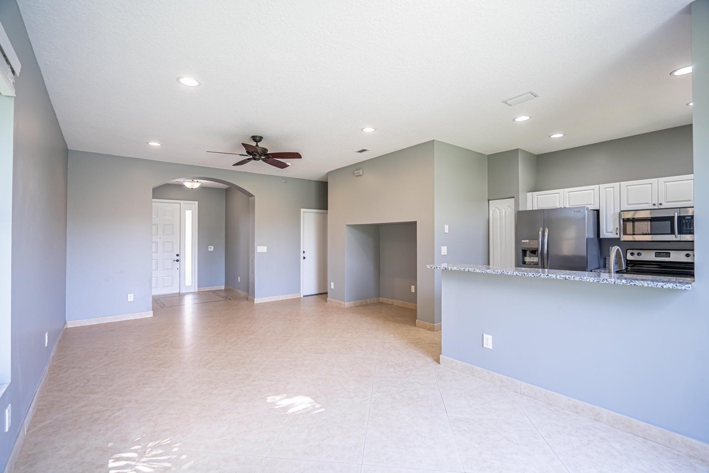 460 Rainbow Springs Terrace - Photo 7