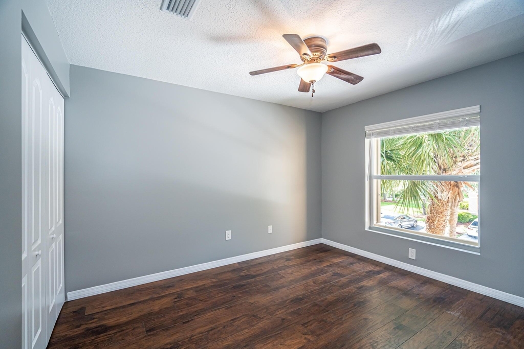 460 Rainbow Springs Terrace - Photo 18
