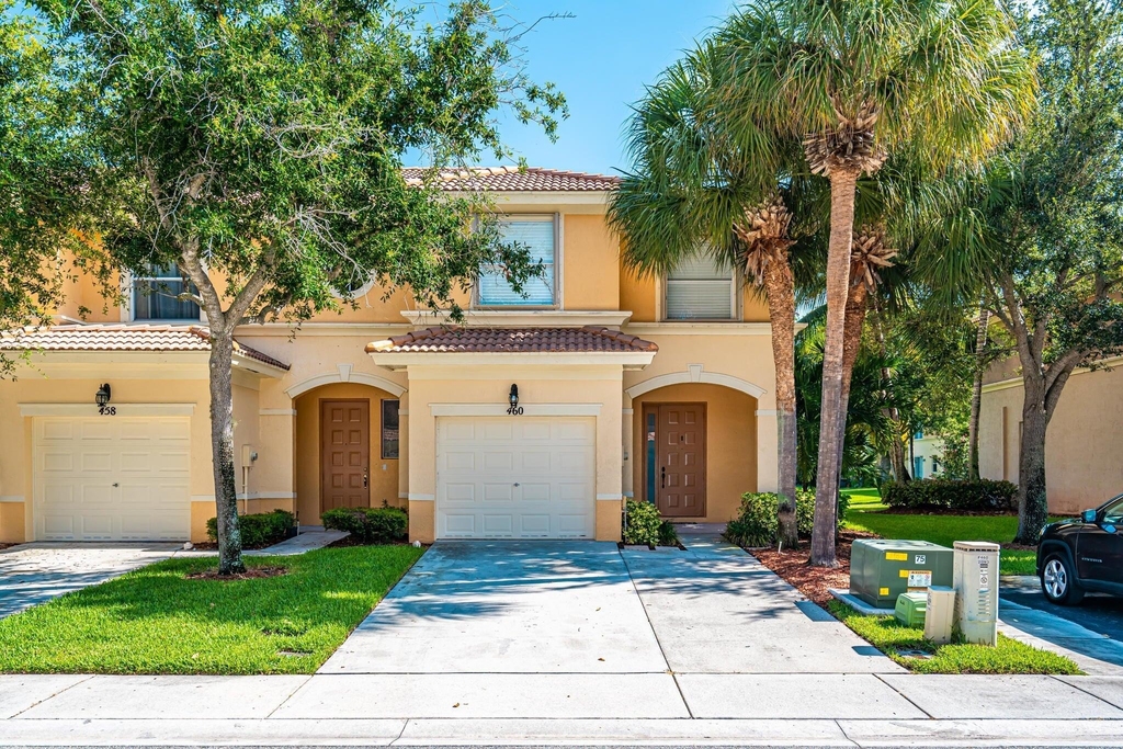 460 Rainbow Springs Terrace - Photo 0