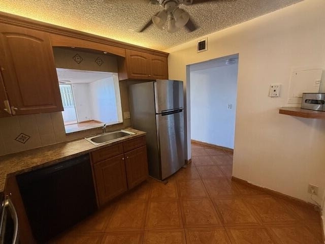 2830 Somerset Drive - Photo 6