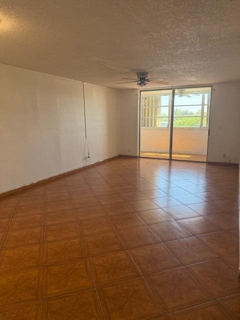 2830 Somerset Drive - Photo 3