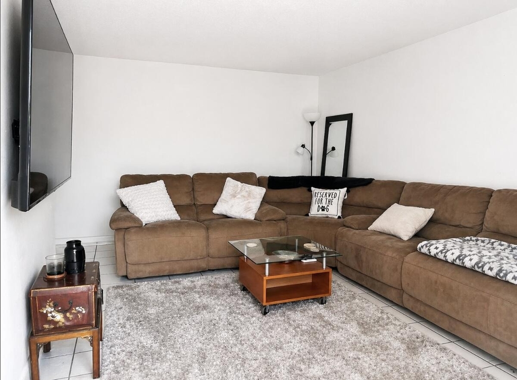 4209 S Olive Avenue - Photo 1