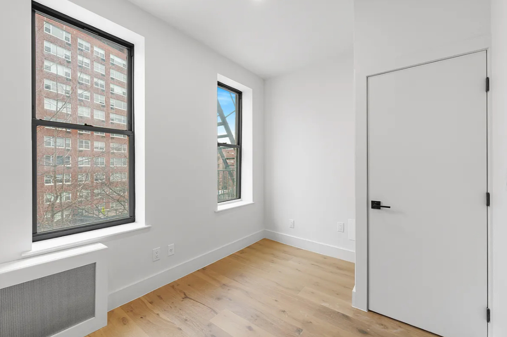 192 6th Avenue - Photo 4
