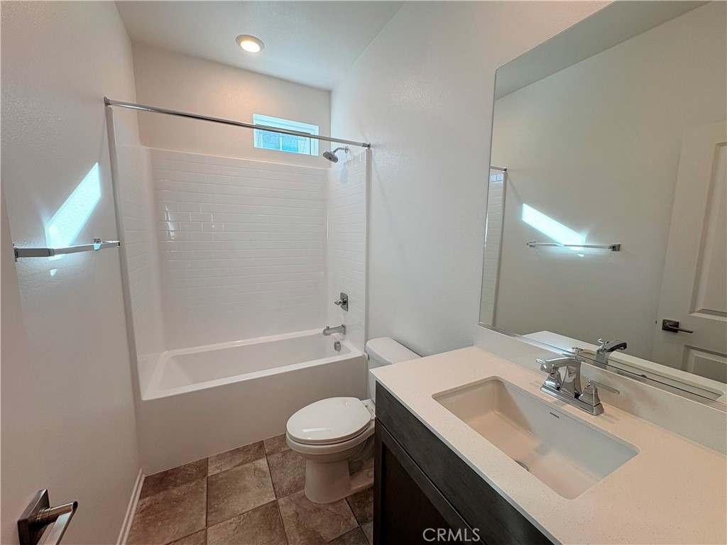 8439 Bickmore Ave - Photo 7