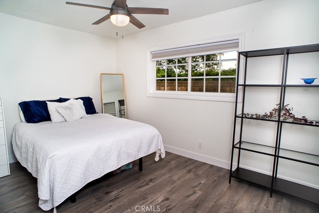 17249 Raymer - Photo 4