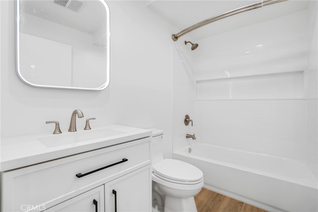 16120 Haynes Street - Photo 12