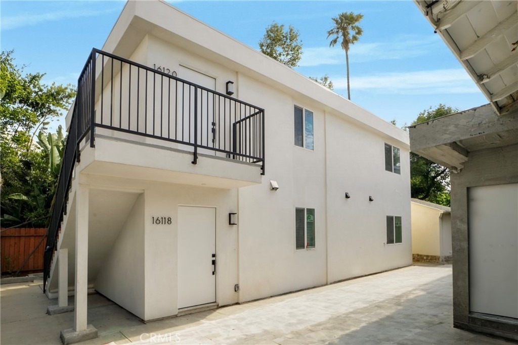 16120 Haynes Street - Photo 1