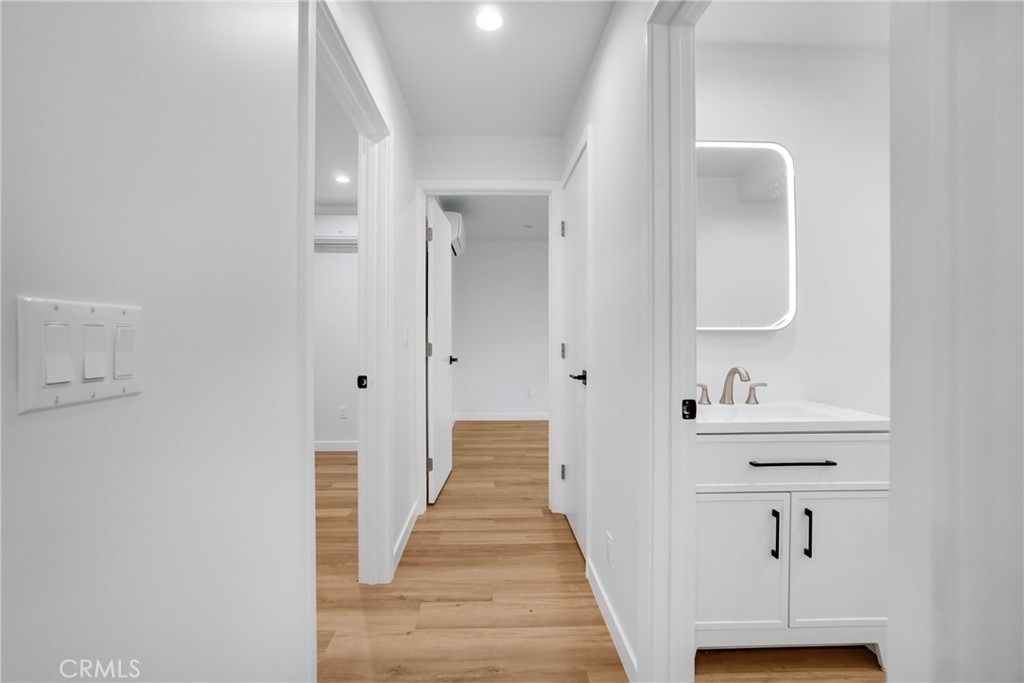 16118 Haynes Street - Photo 20