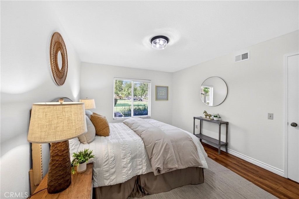 245 Rodeo - Photo 15