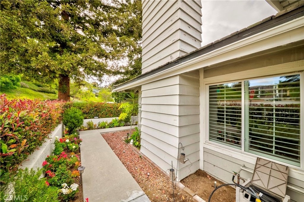 424 Sand Canyon - Photo 5