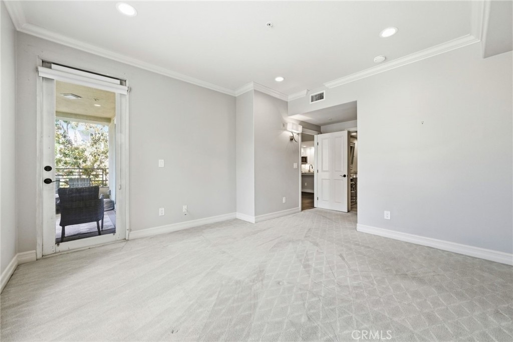 2243 Martin - Photo 5