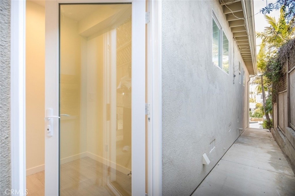 245 Beverly Street - Photo 21
