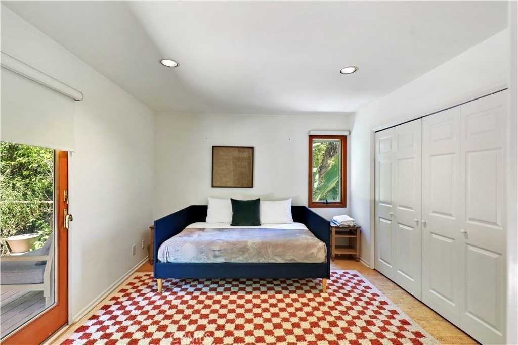 7161 Grasswood Avenue - Photo 21