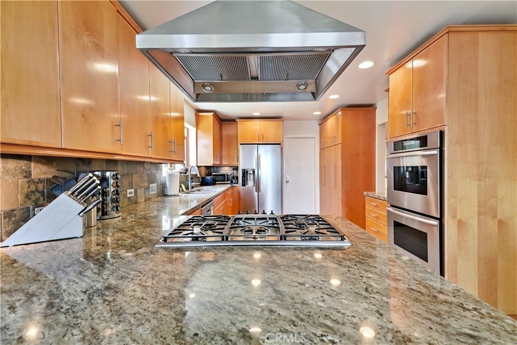 7161 Grasswood Avenue - Photo 14