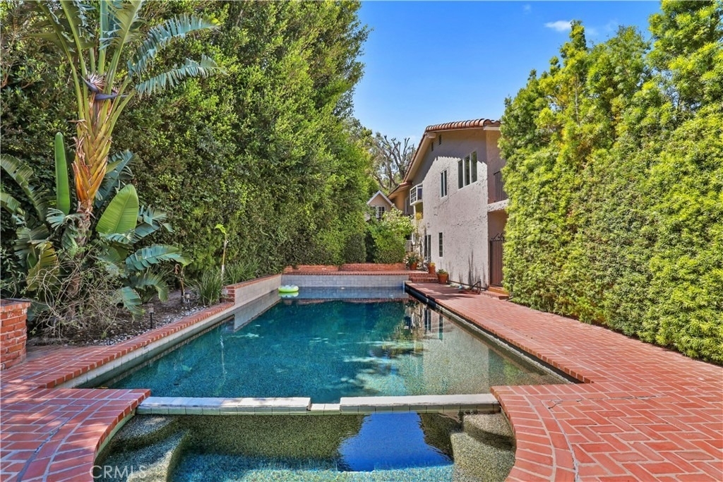 7161 Grasswood Avenue - Photo 40